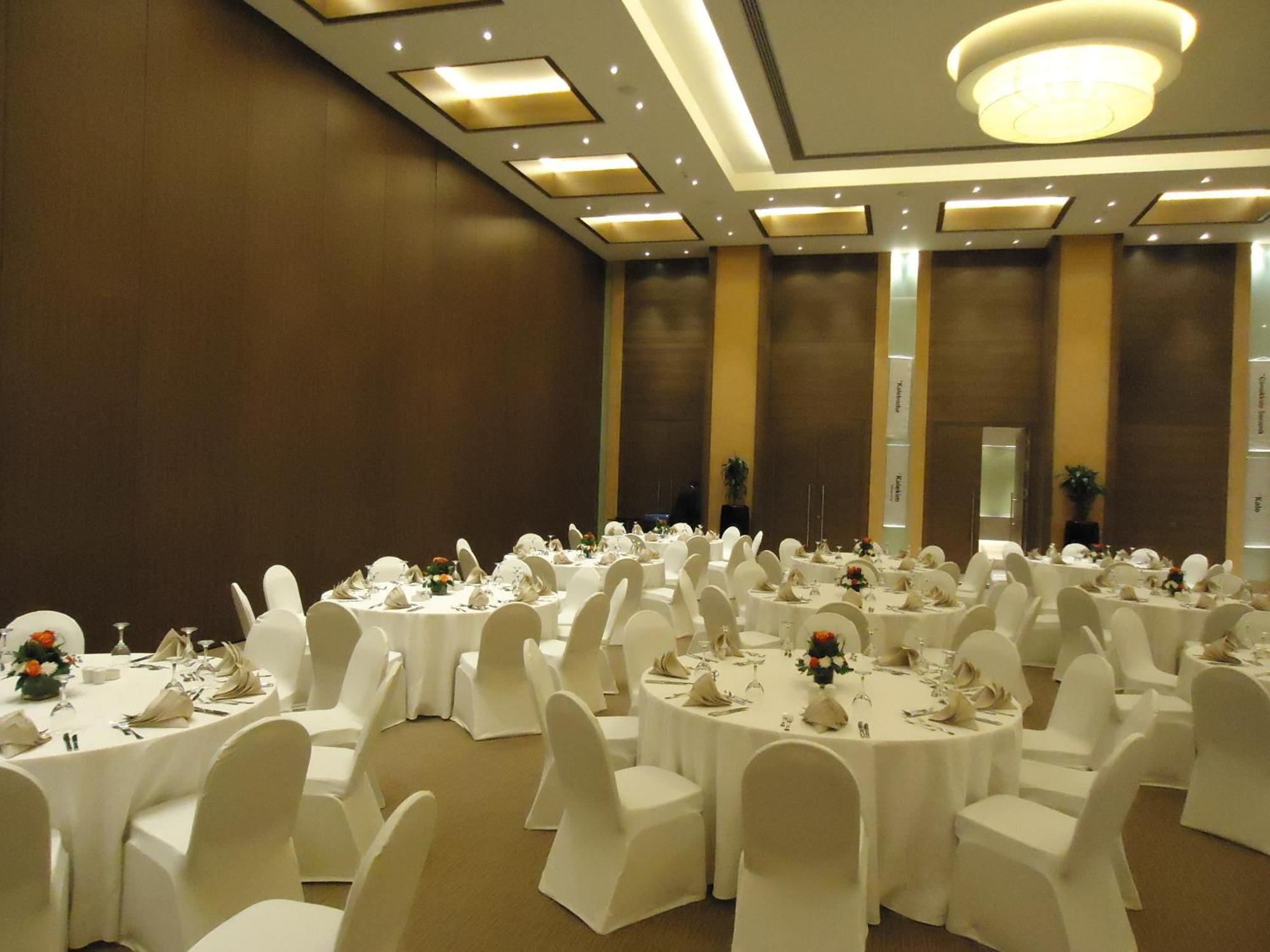 Erbil Rotana Hotel Ngoại thất bức ảnh