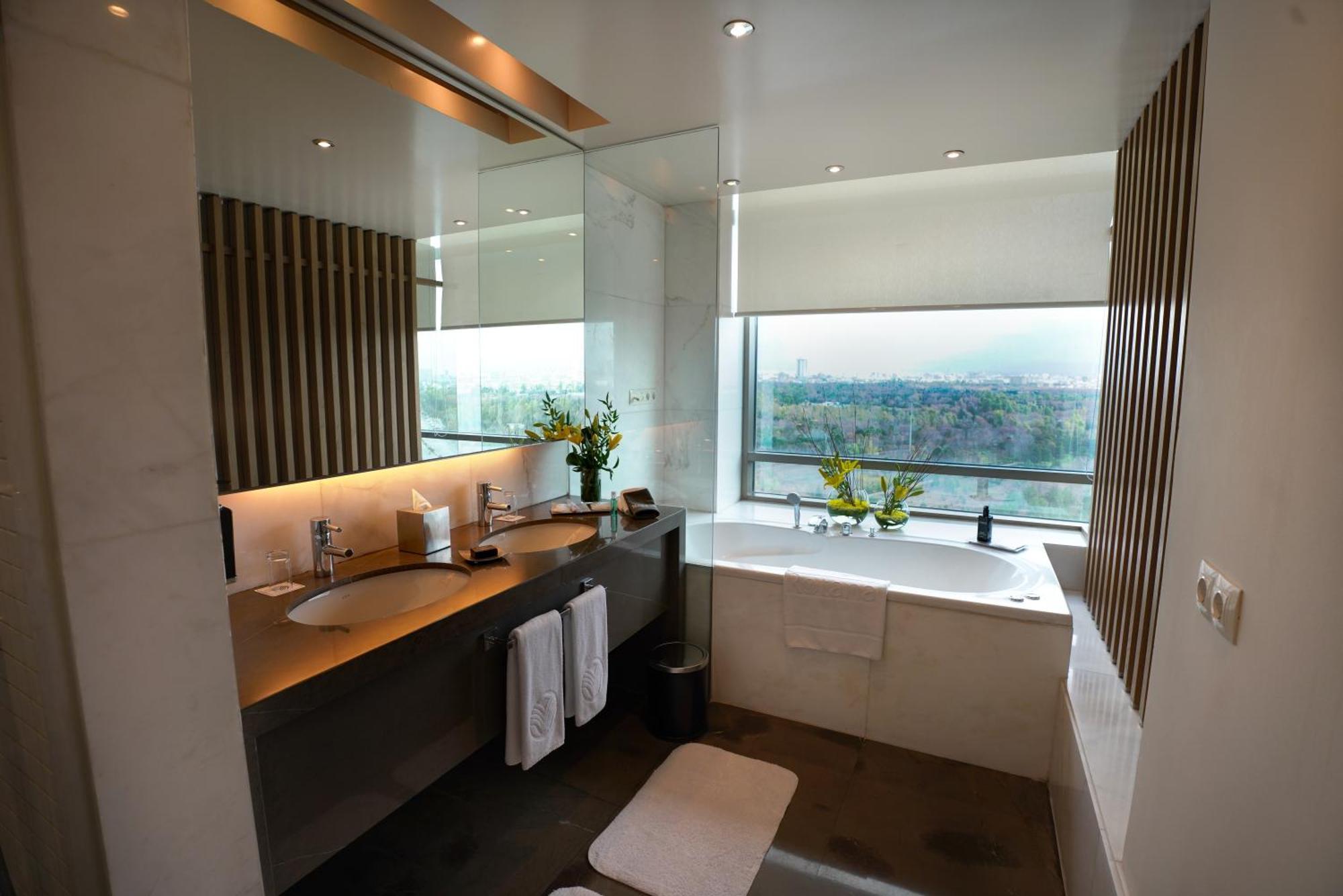 Erbil Rotana Hotel Ngoại thất bức ảnh